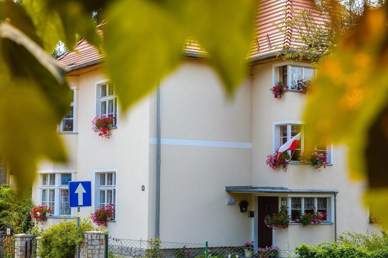 Ferienwohnung Dom Pod Rybia Skala Jelenia Góra Exterior foto
