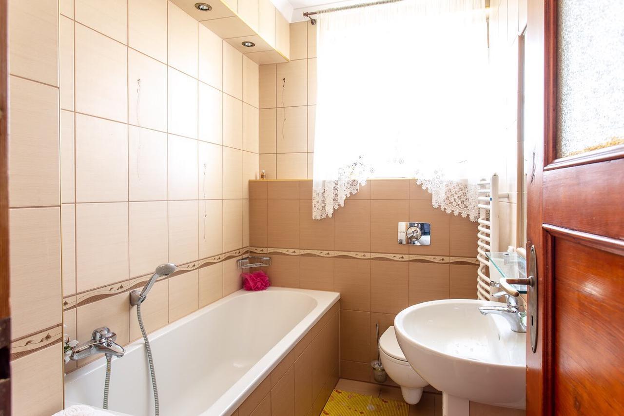 Ferienwohnung Dom Pod Rybia Skala Jelenia Góra Exterior foto